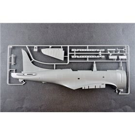 I LOVE KIT 1:18 SBD-3/4 Dauntless