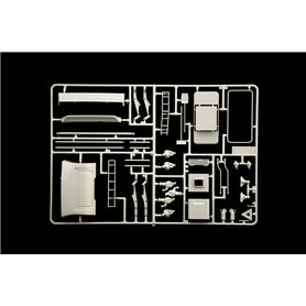 Italeri 1:24 Volvo F-12 Intercooler - LOW ROOF W/ACCESSORIES