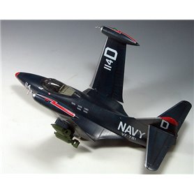 Trumpeter 1:48 F9F-3 Panther