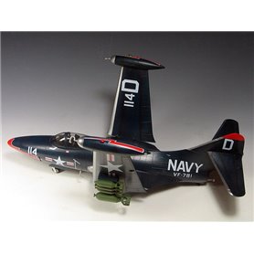 Trumpeter 1:48 F9F-3 Panther