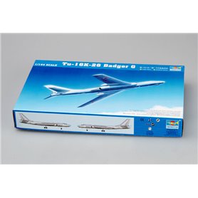 Trumpeter 1:144 Tupolev Tu-16K-26 Badger G