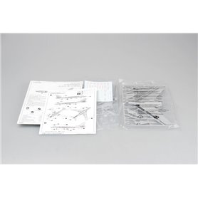 Trumpeter 1:144 Tupolev Tu-16K-26 Badger G