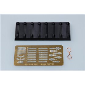 Trumpeter 1:700 USS Lincoln CVN-72
