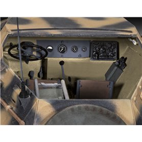Revell 1:/35 German Command Armoured Vehicle Sd.Kfz.247 Ausf.B