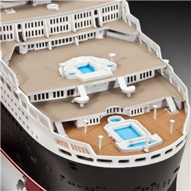 Revell 05231 1/700 Queen Mary 2