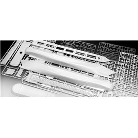Revell 05231 1/700 Queen Mary 2