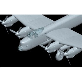 HK Models 1:32 Avro Lancaster - GRAND SLAM