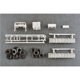 Trumpeter 1:72 M983 HEMTT AND M901 LAUNCHING SYSTEM W/MIM-104 PATRIOT SAM SYSTEM (PAC-2)