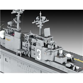 Revell 65178 Model Set Assault Carrier USS WASP CLASS