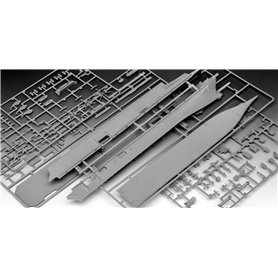 Revell 65178 Model Set Assault Carrier USS WASP CLASS