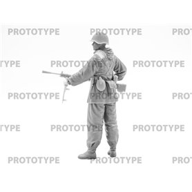 ICM 1:16 WWII SOVIET ASSAULT ENGINEER-SAPPER