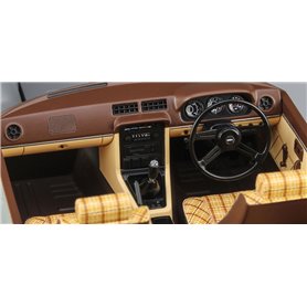 Hasegawa HC43-21143 Mazda Savanna RX-7 (SA22C) Early Version Limited (1978)