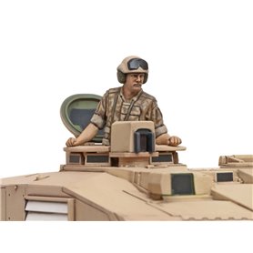 Tamiya 32601 1/48 British Main Battle Tank Challenger (Desertised)