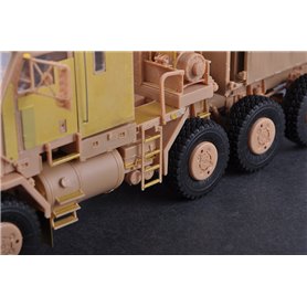 Hobby Boss 85525 M1070 Gun truck