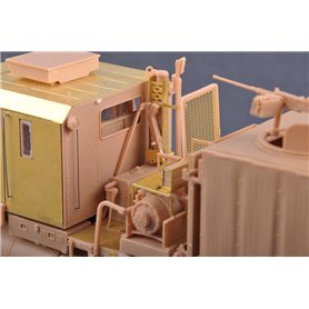 Hobby Boss 85525 M1070 Gun truck
