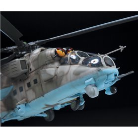 Zvezda 1:48 Mil MI-35 M Hind E - RUSSIAN ATTACK HELICOPTER