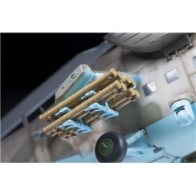 Zvezda 1:48 Mil MI-35 M Hind E - RUSSIAN ATTACK HELICOPTER