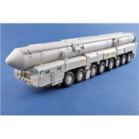 Trumpeter 01082 15U175 TEL of RS-12M1 Topol-M ICBM complex