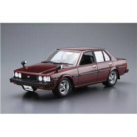 Aoshima 1:24 Toyota E71/70 Corolla Sedan GT/DX 1979/1981