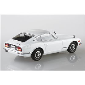 Aoshima 1:32 Nissan S30 Fairlady Z - WHITE - THE SNAP KIT