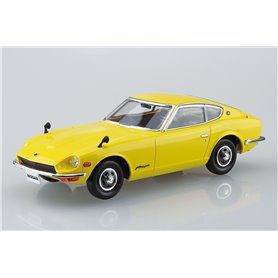 Aoshima 1:32 Nissan S30 Fairlady Z - YELLOW - THE SNAP KIT