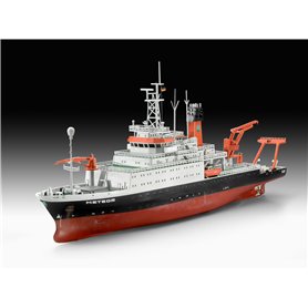 Revell 05218 1/300 German Research Vessel Meteor