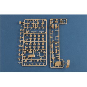Hobby Boss 1:72 Wyrzutnia (9P117M1) z rakietą R17 9K72 zestaw rakietowy Elbrus Scud B - 1:72