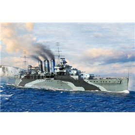 TRUMPETER 06735 HMS Kent - 1:700