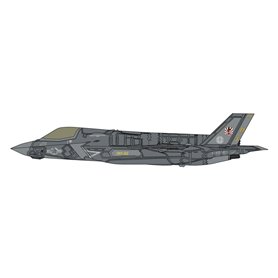 Hasegawa 1:72 F-35 Lightning II B VERSION - U.S.M.C. VMFA-242 TEST OF TAKING OFF AND LANDING ON IZUMO - LIMITED EDITION