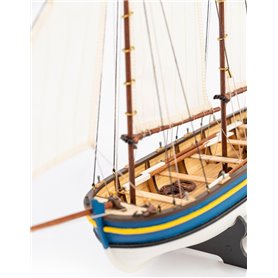 ARTESANIA LATINA 19005 Captain's Longboat HMS Endeavour 2022 - 1:50