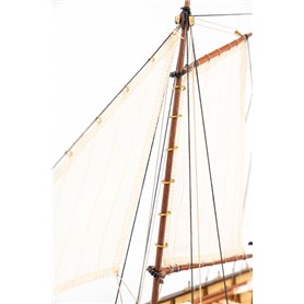 ARTESANIA LATINA 19005 Captain's Longboat HMS Endeavour 2022 - 1:50