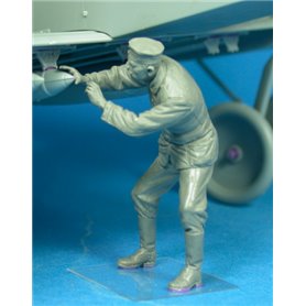 Copper State Models F32-013 German Bomber Ground Personnel N.1 WWI Figure