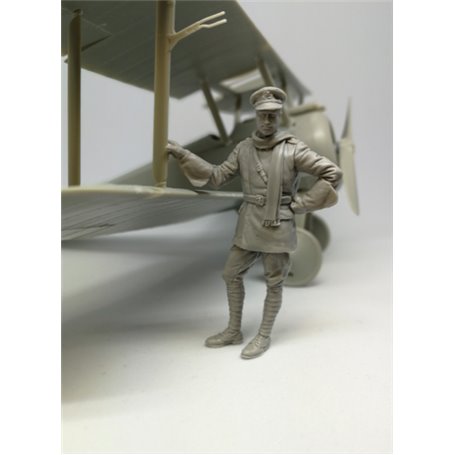 Copper State Models F32-041 Standing RFC Airman WWI Figures
