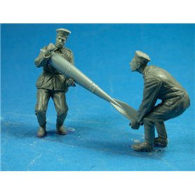 Copper State Models F32-020 German Bomber Ground Personnel N.2 WWI Figures