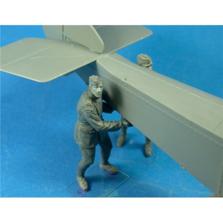 Copper State Models F32-023 RFC Air Mechanics Lifting The Tail WWI Figures