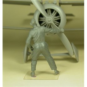 Copper State Models F32-027 RFC Air Mechanic Spinning The Propeller WWI Figures