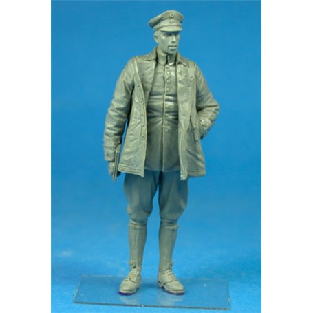 Copper State Models F32-040 Standing German Airman WWI Figures