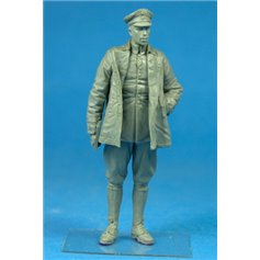 Copper State Models F32-040 Standing German Airman WWI Figures 