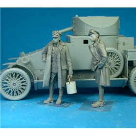 Copper State Models F35-007 British RNAS Armoured Car Division Crewman With A Bucket