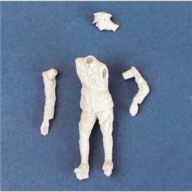 Copper State Models 1:35 CANADIAN MOTOR MG BRIGADE LEANING CREWMAN