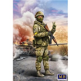 MB 24085 Russian-Ukrainian War Series,  Kit nr 1 Ukrainian Soldier, Defence of Kyiv, March 2022