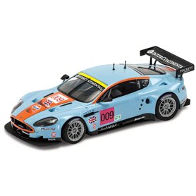 Airfix 1:32 Aston Martin DBR9 - STARTER SET - z farbami