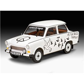 Revell 07713 1/24 Trabant 601S "Builder's Choice"