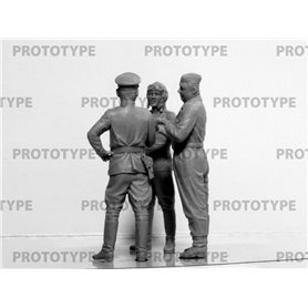 ICM 1:32 PILOTS OF THE SOVIET AIR FORCE 1943-1945