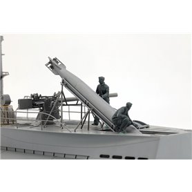 Border Model 1:35 GERMAN SUBMARINES AND COMMANDERS LOADING SET OF 5 RESIN FIGURES