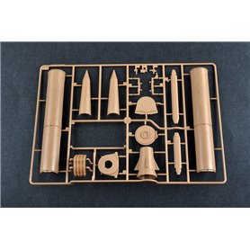 I LOVE KIT 1:35 M1001 W/M790 ERECTOR LAUNCHER TRAILER
