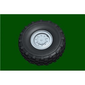 I LOVE KIT 1:35 M1001 W/M790 ERECTOR LAUNCHER TRAILER