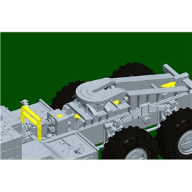 Trumpeter 1:35 BAZ-6403 W/ChMZAP-9990-071 TRAILER