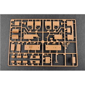Trumpeter 1:35 BAZ-6403 W/ChMZAP-9990-071 TRAILER