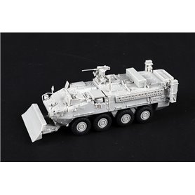 Trumpeter 07456 M1132 Stryker Engineer Squad Vehicle With SOB